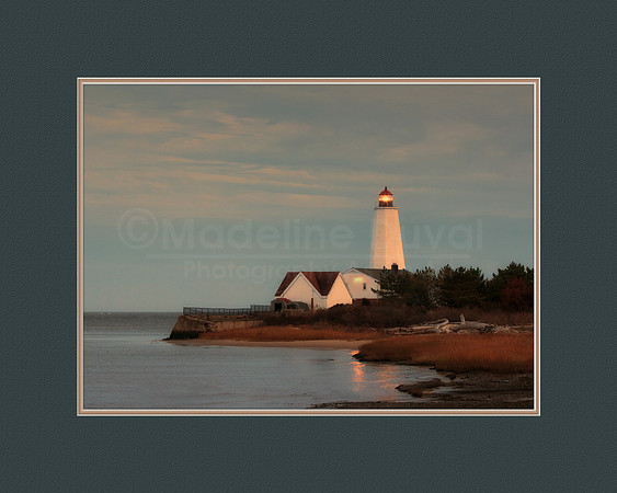 Lynde Point Light